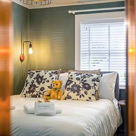 Christleton Stylish Romantic Country Escape Near Chester מראה חיצוני תמונה
