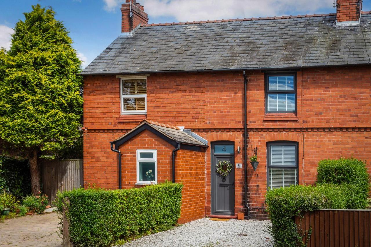 Christleton Stylish Romantic Country Escape Near Chester מראה חיצוני תמונה